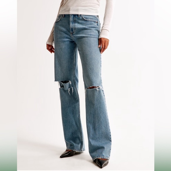 Abercrombie 90’s Baggy Low Rise Jeans in Dark Destroy Wash Size 27/4R - Picture 2 of 10